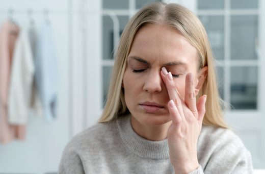 how to fix dry eye and light sensitivity